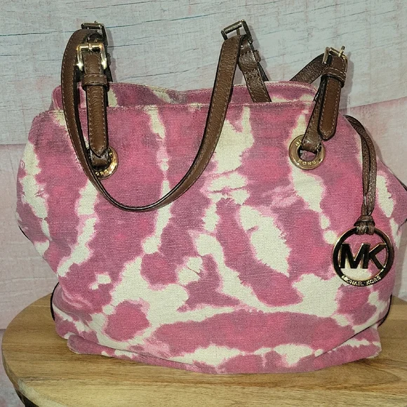 Michael Kors Tye Dye Shoulder Bag - Picture 1 of 14